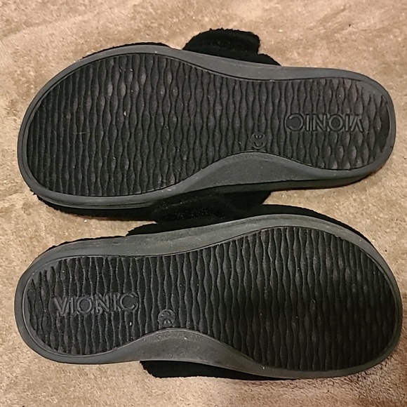 Vionic Slide on Shoes Size 6 - Picture 6 of 7
